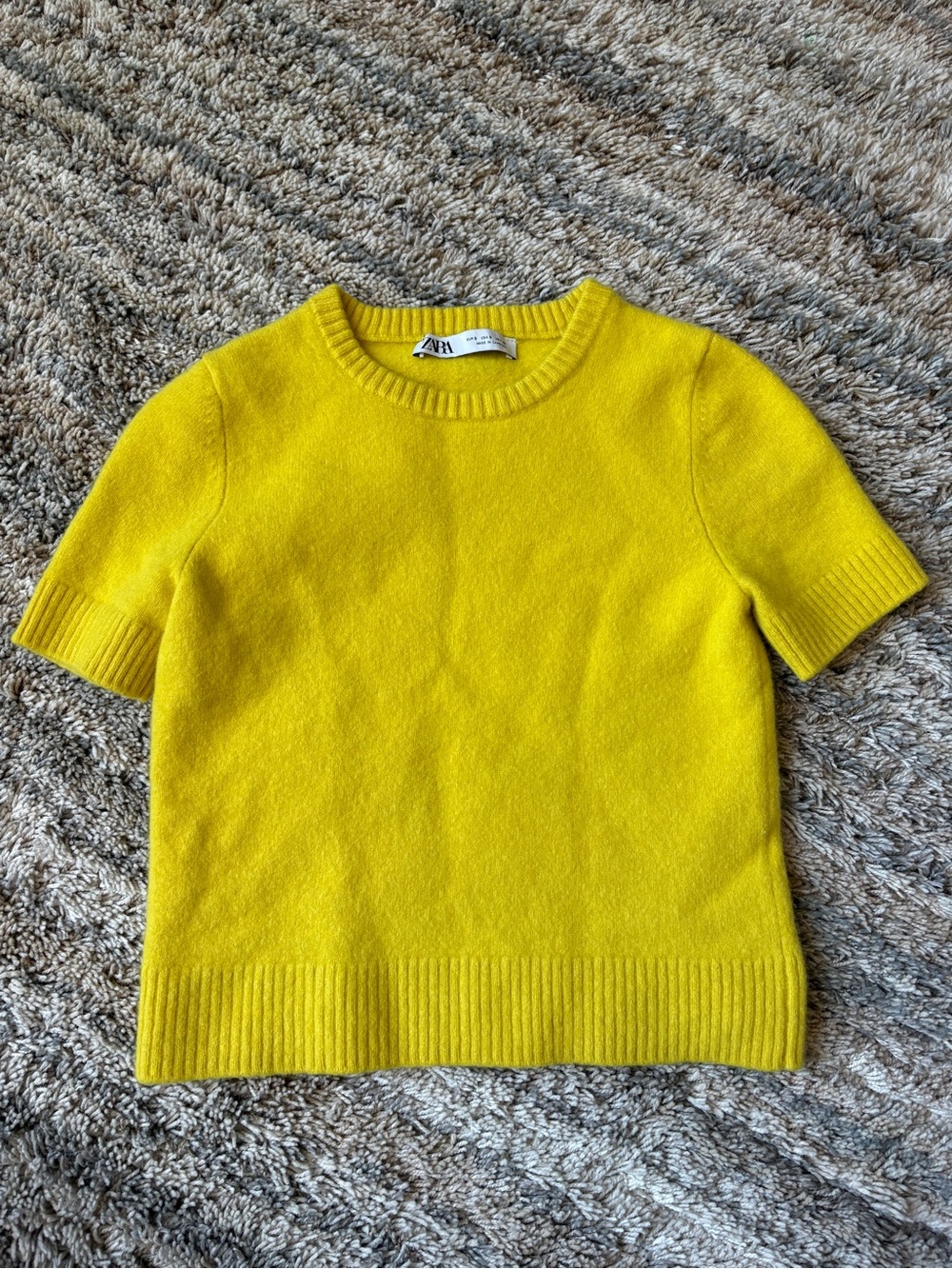 Zara Yellow Short-Sleeve Knit Top